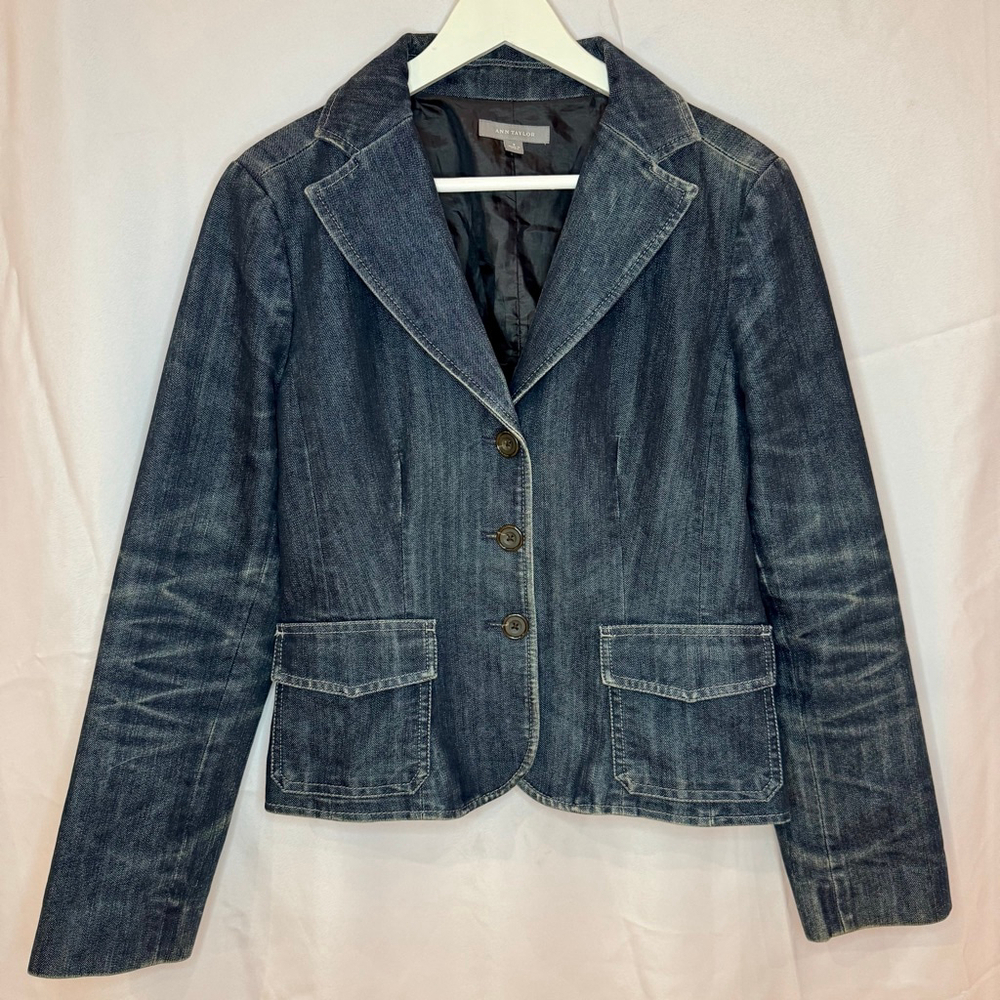 Ann Taylor Women’s Denim Blazer Jacket Size 8 – Excellent Preowned